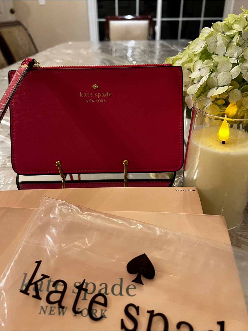 Kate Spade New York Pink Saffiano Wristlet Clutch NWT $88 MSRP Gift Packaging - Picture 5 of 7